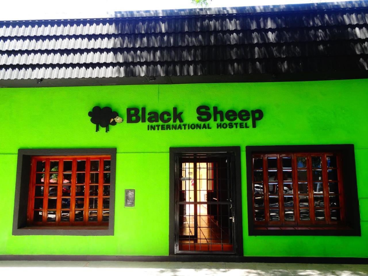 Black Sheep International Hostel Mendoza Exteriér fotografie